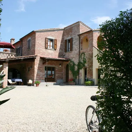 Villa La Querce Sleeps 18 Pool Wifi Foiano Della Chiana