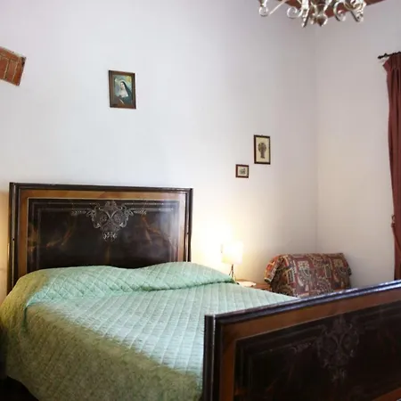 La Querce Sleeps 18 Pool Wifi